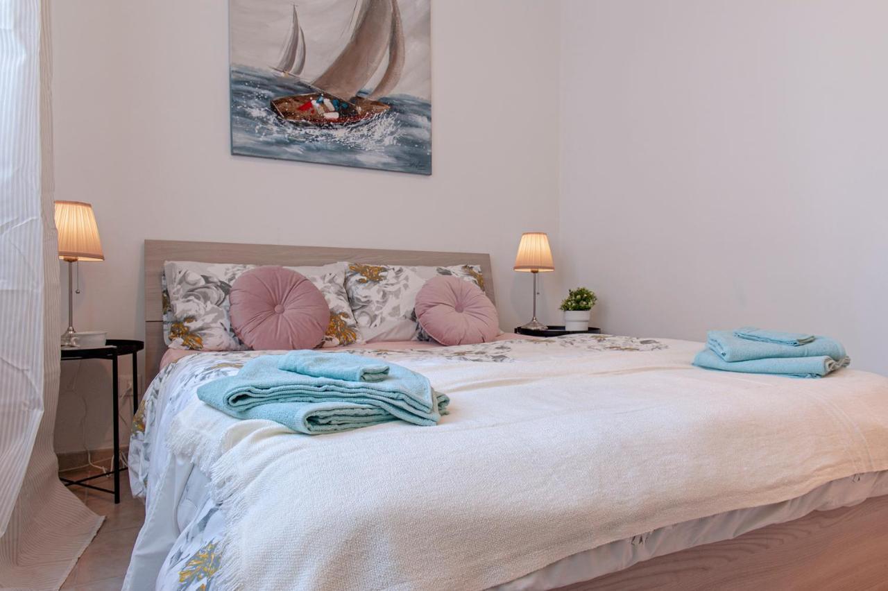 L'Angolo Di Grace Appartement Livorno Buitenkant foto